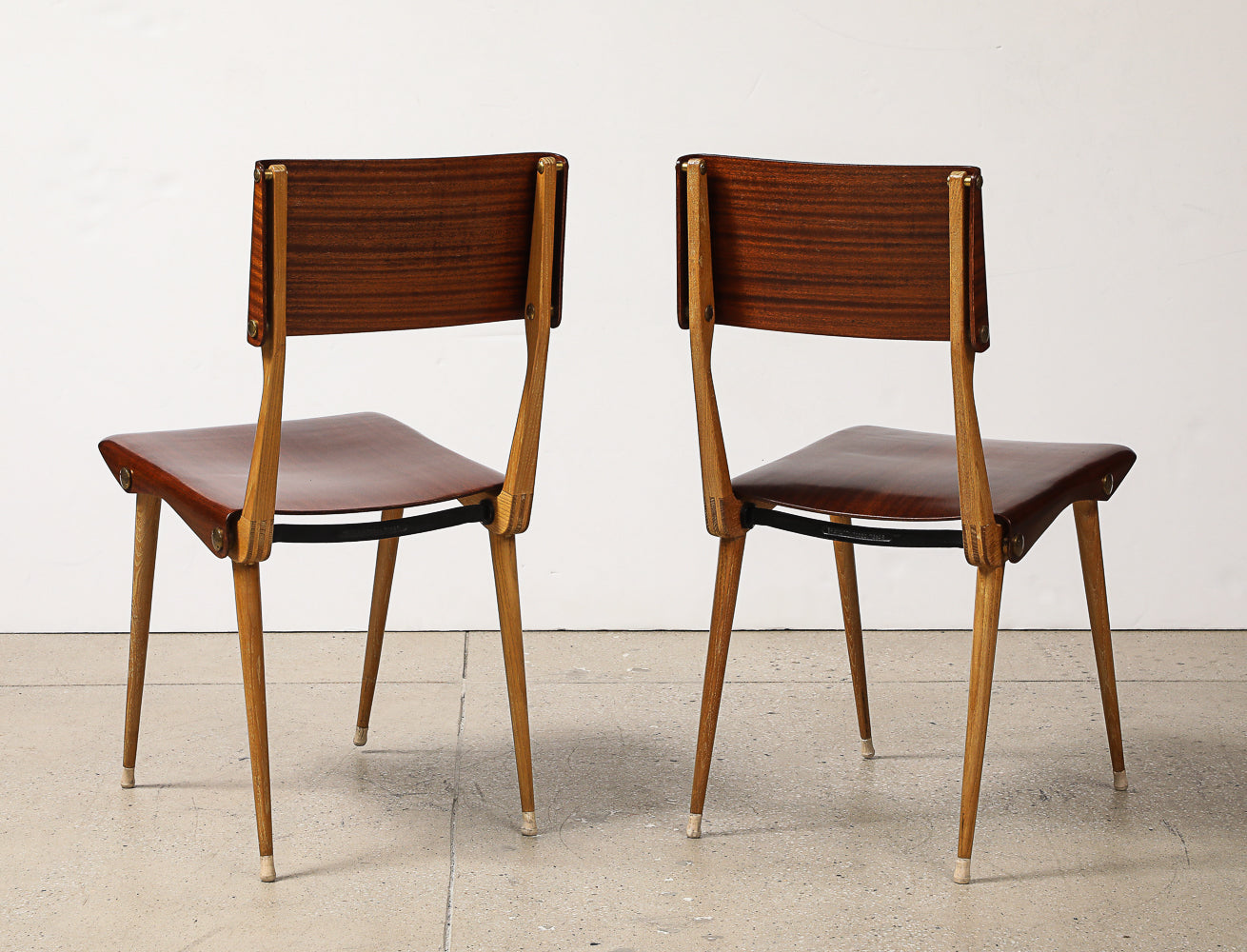Rare 638 Side Chairs by Carlo De Carli