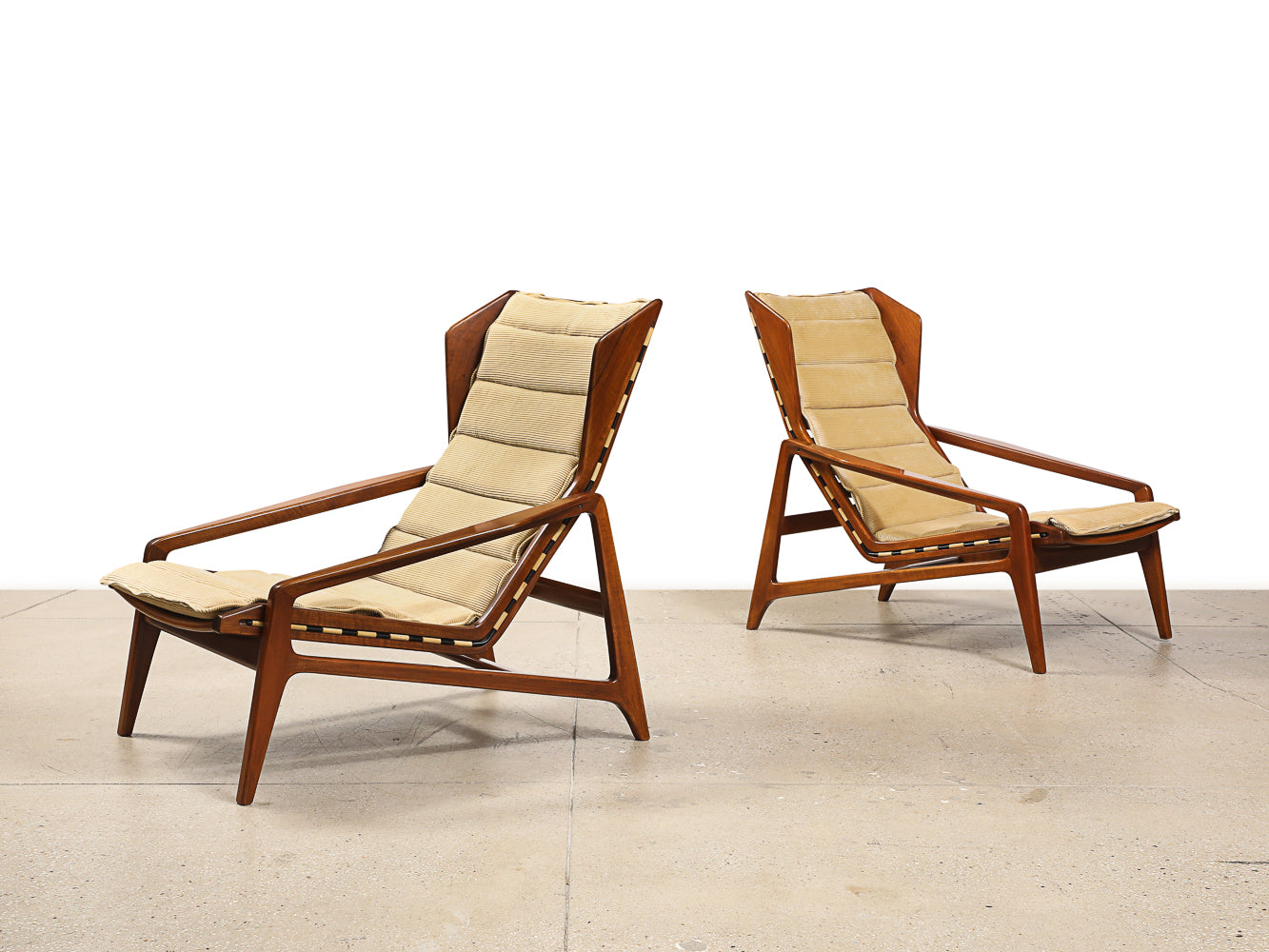 Model 811 Lounge Chairs by Gio Ponti for Cassina