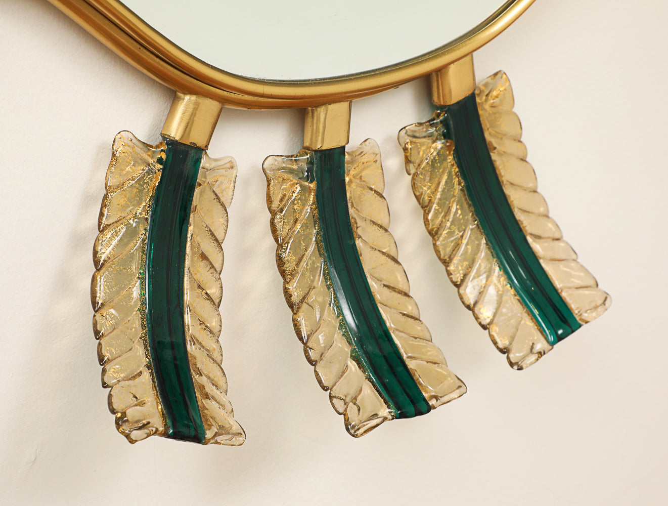 Specchiera Piume Mirror by Roberto Giulio Rida