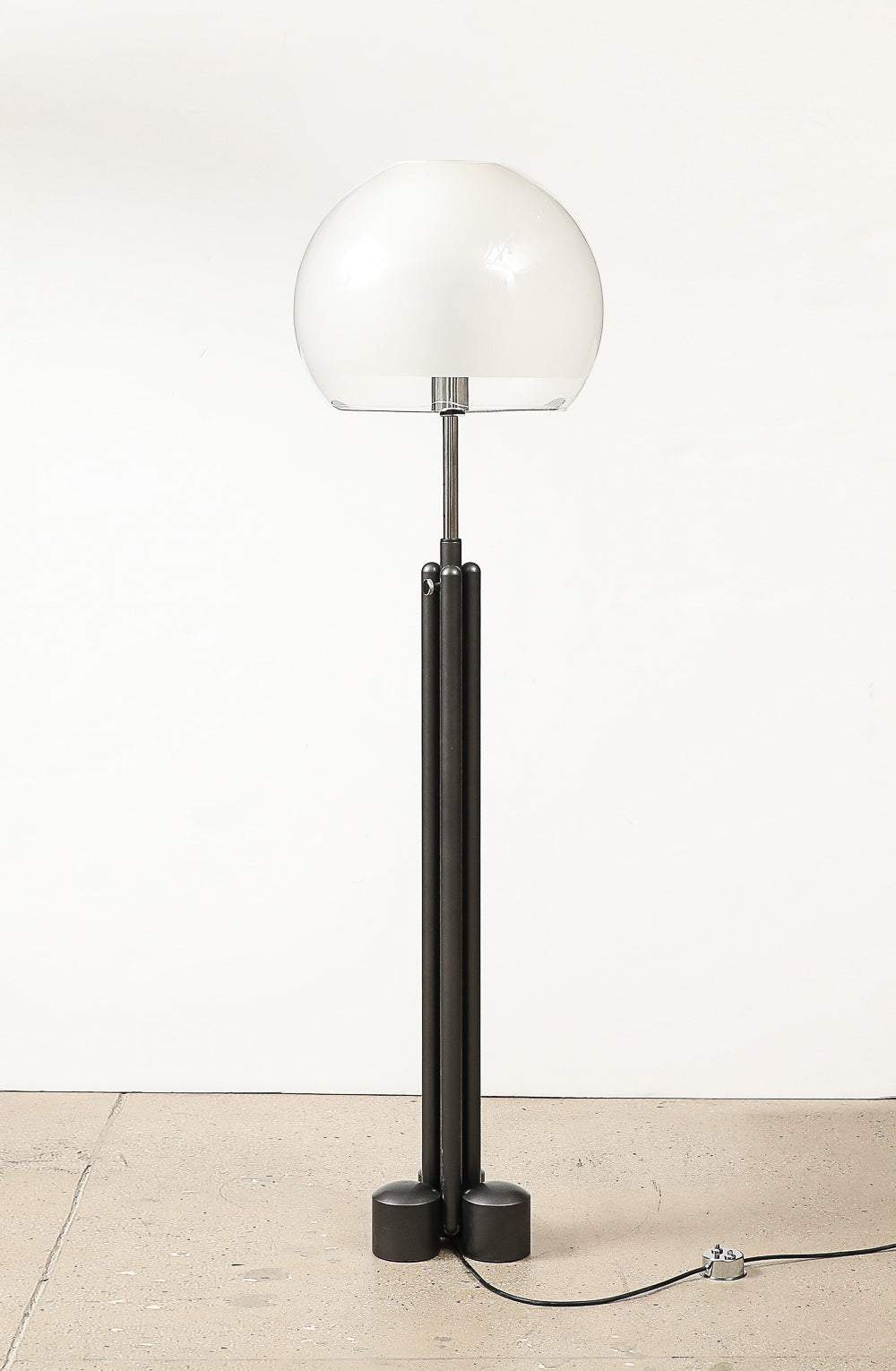 Porcino Floor Lamp Model LTE 13 by Luigi Caccia Dominioni