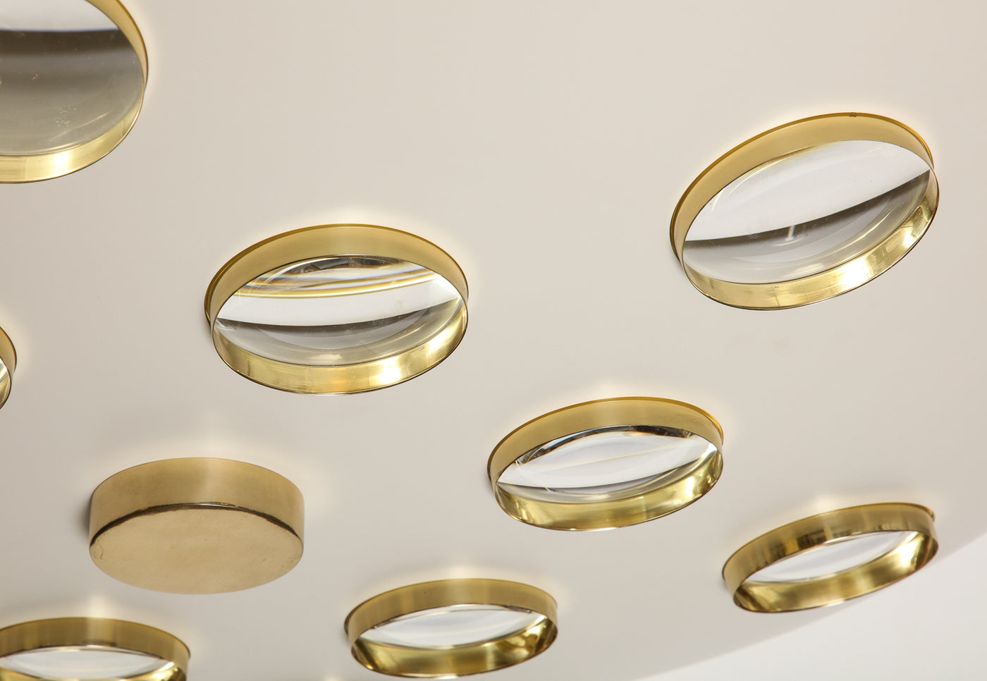 Contemporary Saucer Pendant by Fedele Papagni