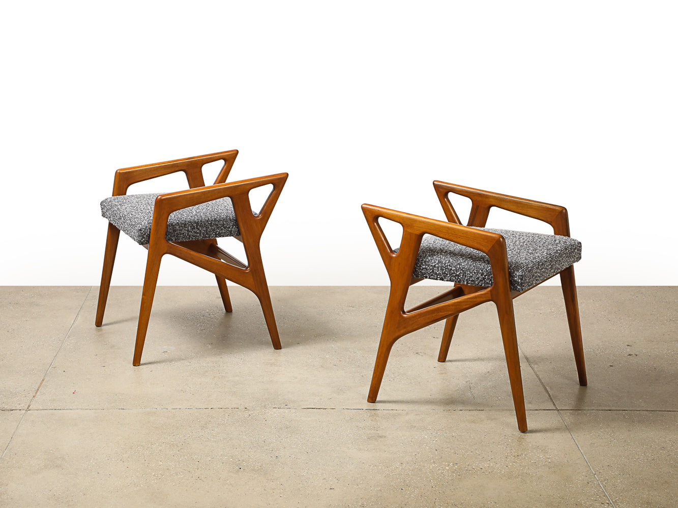 Rare Pair of Sculptural Stools by Gio Ponti