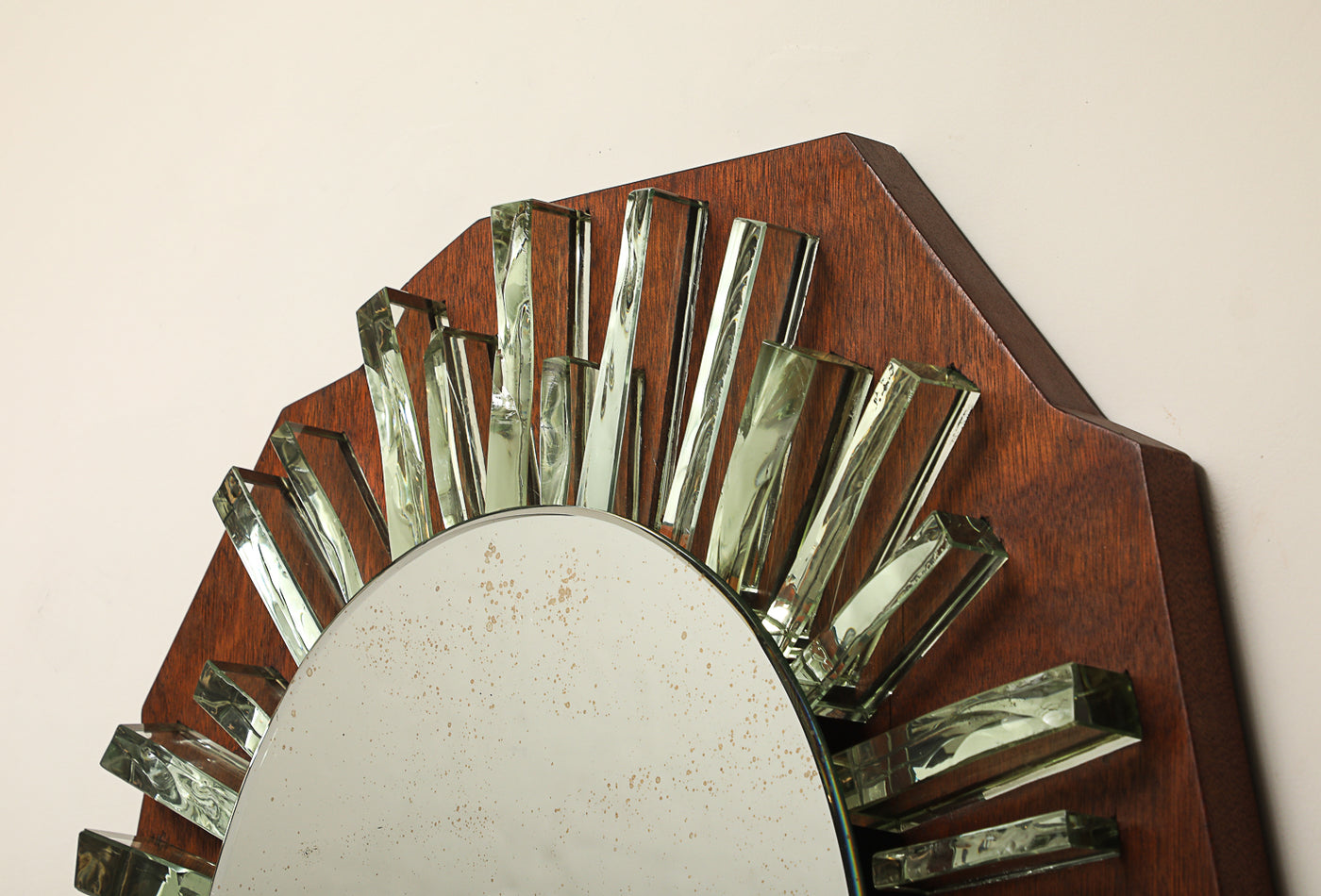 Model  2303 Wall Mirror by Max Ingrand for Fontana Arte