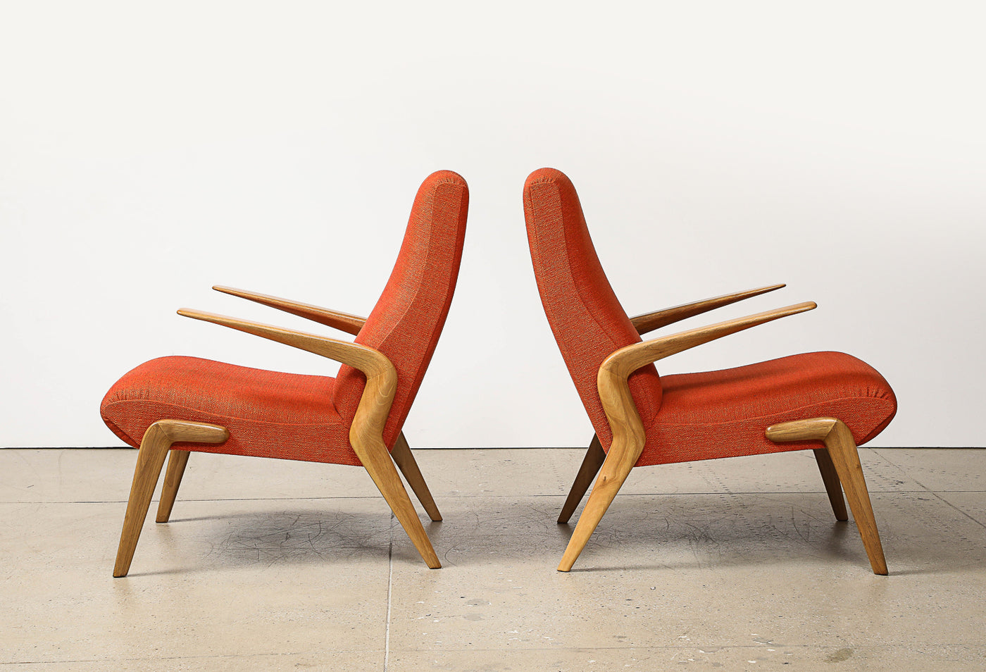 Pair of P71 Lounge Chairs by Osvaldo Borsani for Tecno