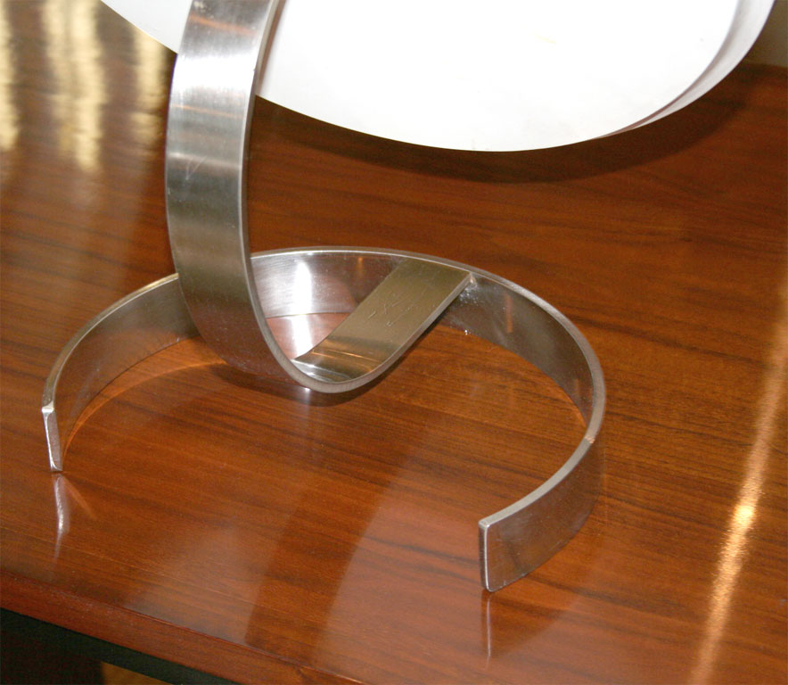 Adjustable Table-top Mirror