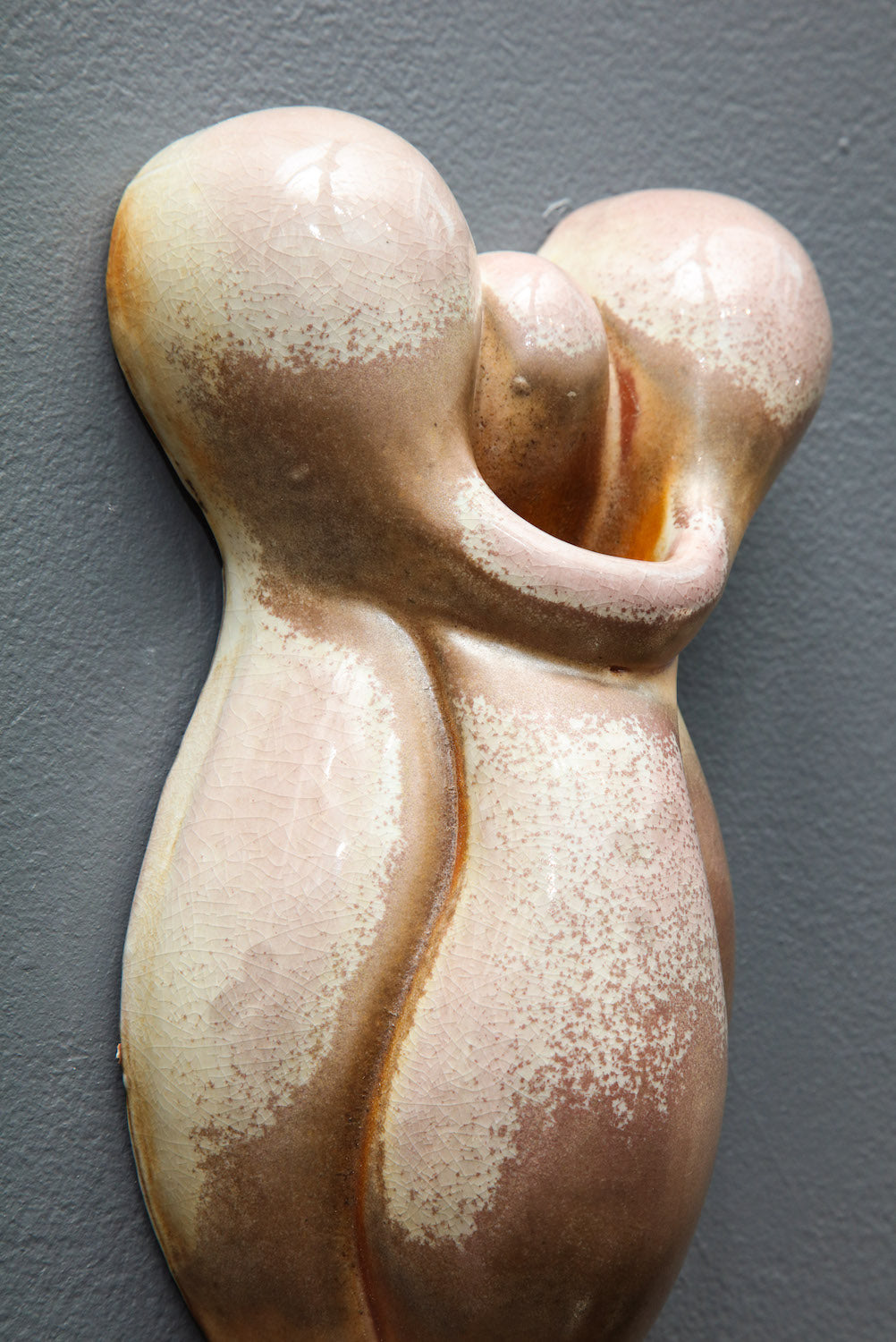 PAIR OF WALL HANGING SCULPTURES BY ROSANNE SNIDERMAN